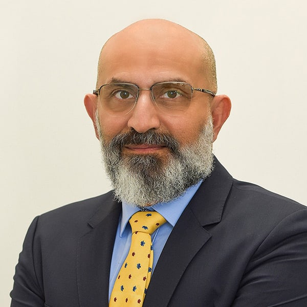 Dr. Farzad Salehipour, Mississauga endodontist